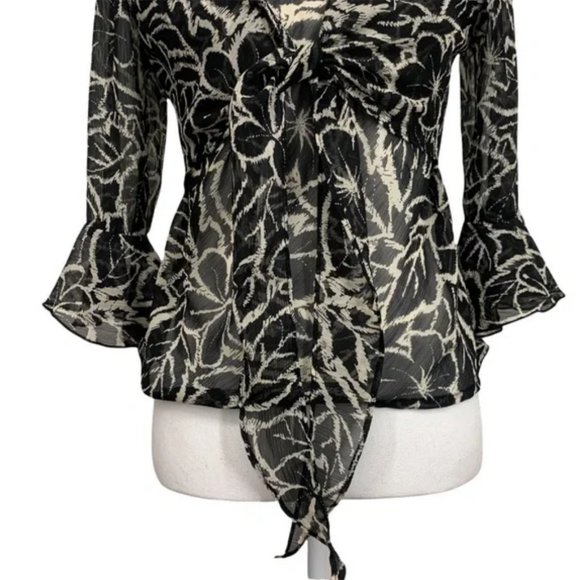 VERSATILE THREAD / Black & Cream Sheer Ruffle Front Tie Blouse - Picture 10 of 11